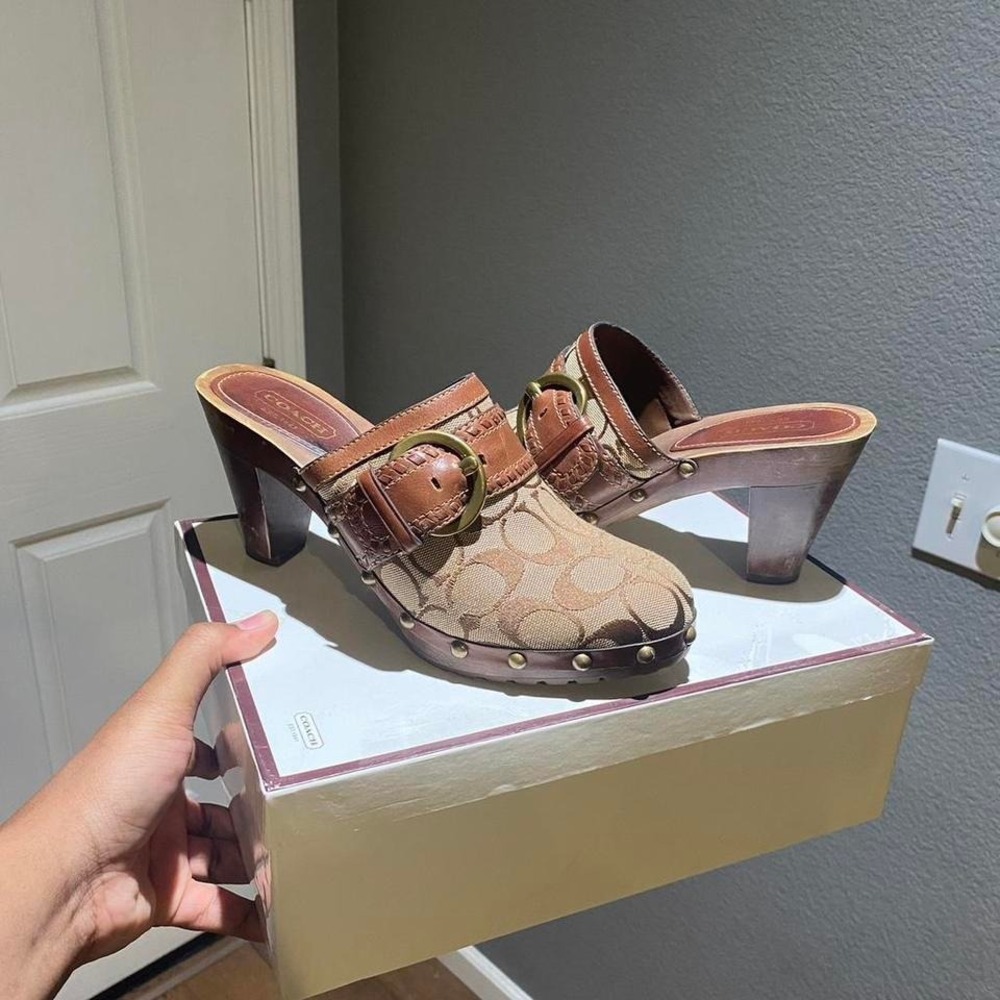 Vintage Y2K Coach "Willow" Signature Jacquard Heeled Clogs Size: US 9